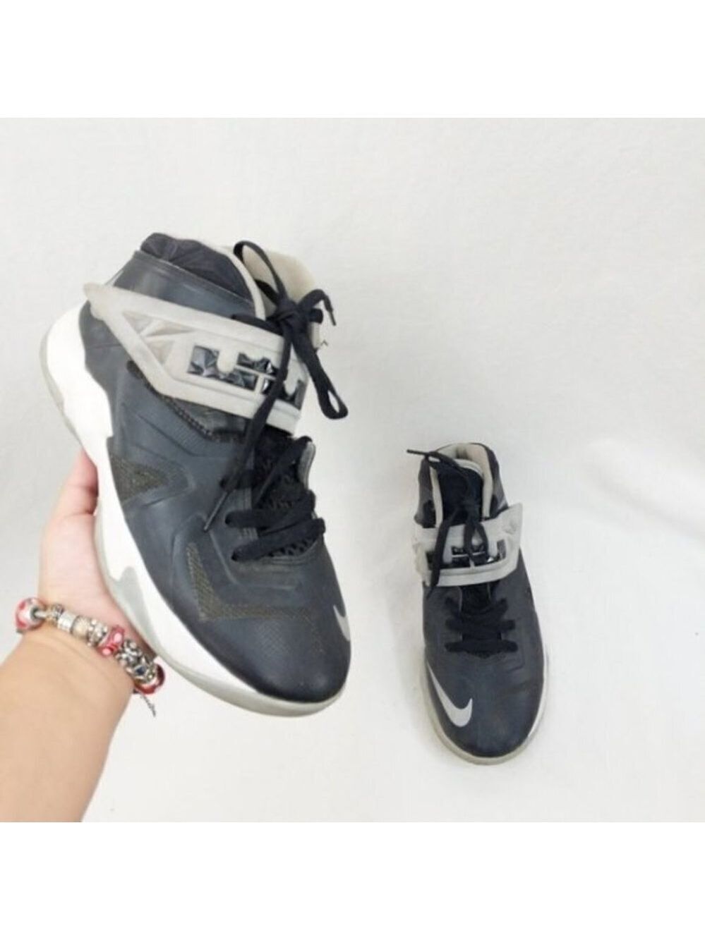 Nike Lebron James Zoom Soldier Sneakers Youth 6